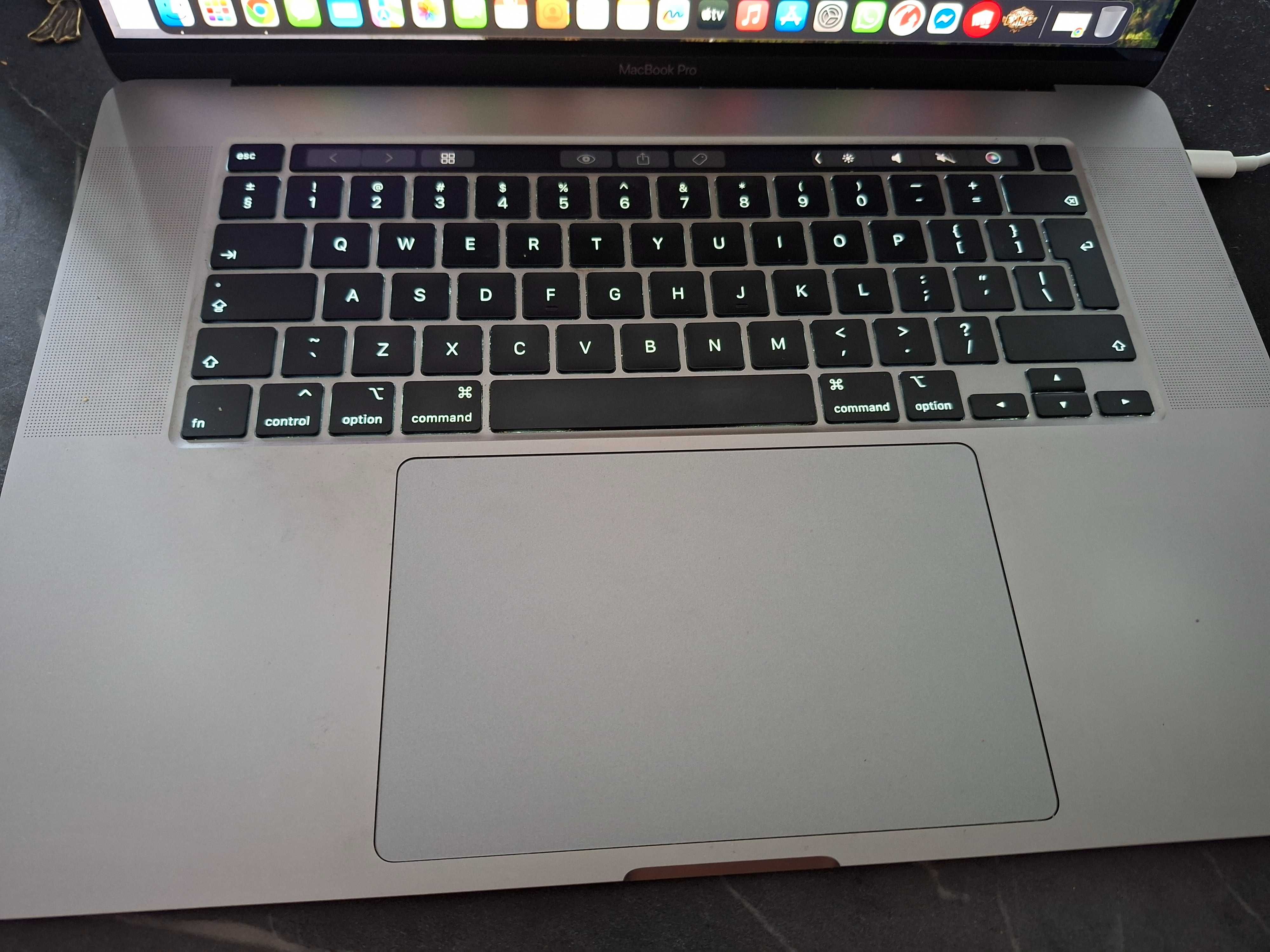 Laptop Macbook Pro i9/32GB/512GB/Radeon Pro 5300M