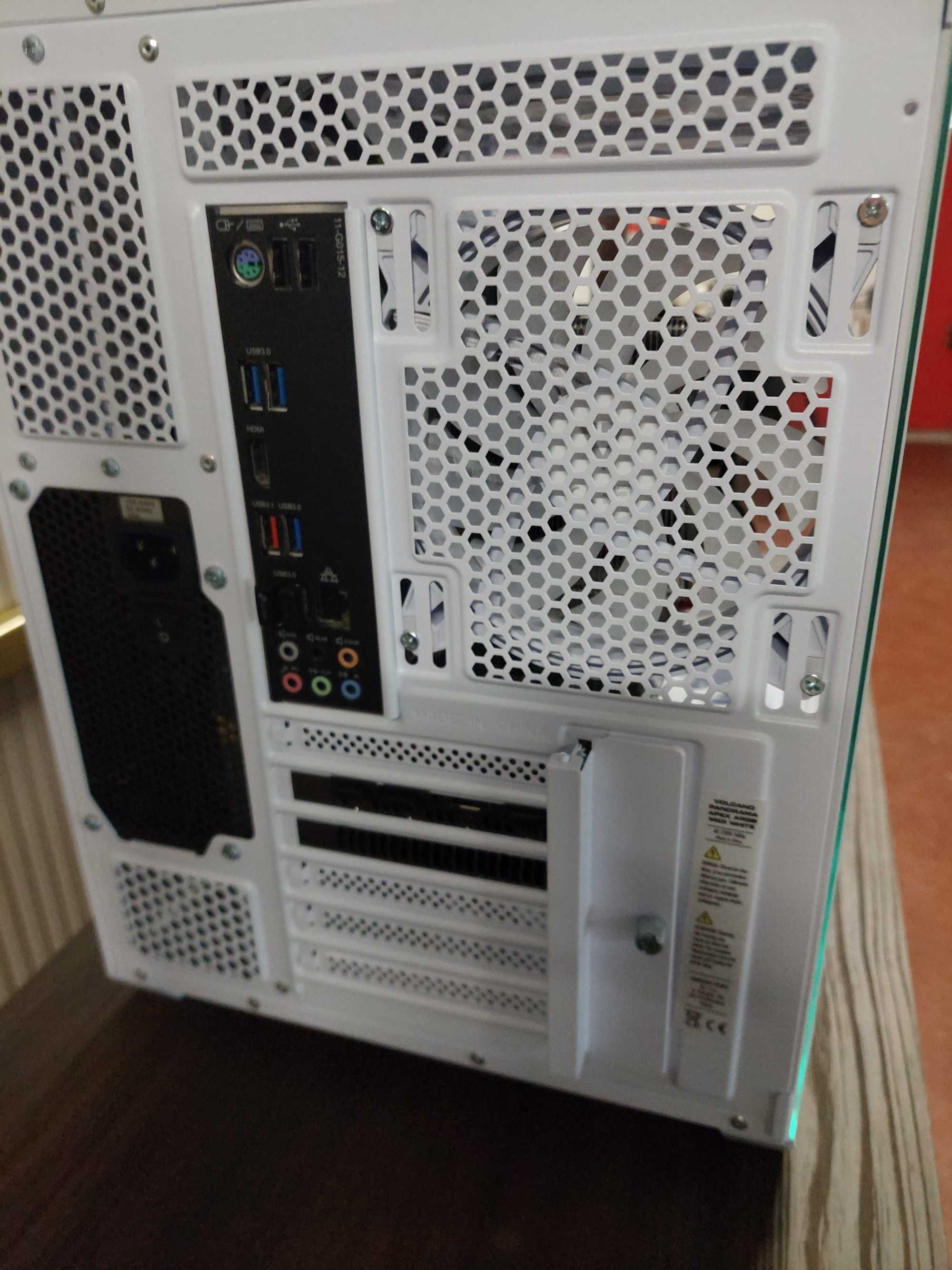 Komputer Stacjonarny PC GTX 1089 Ti, Core i5-9600K, 16 GB Ram Monitor