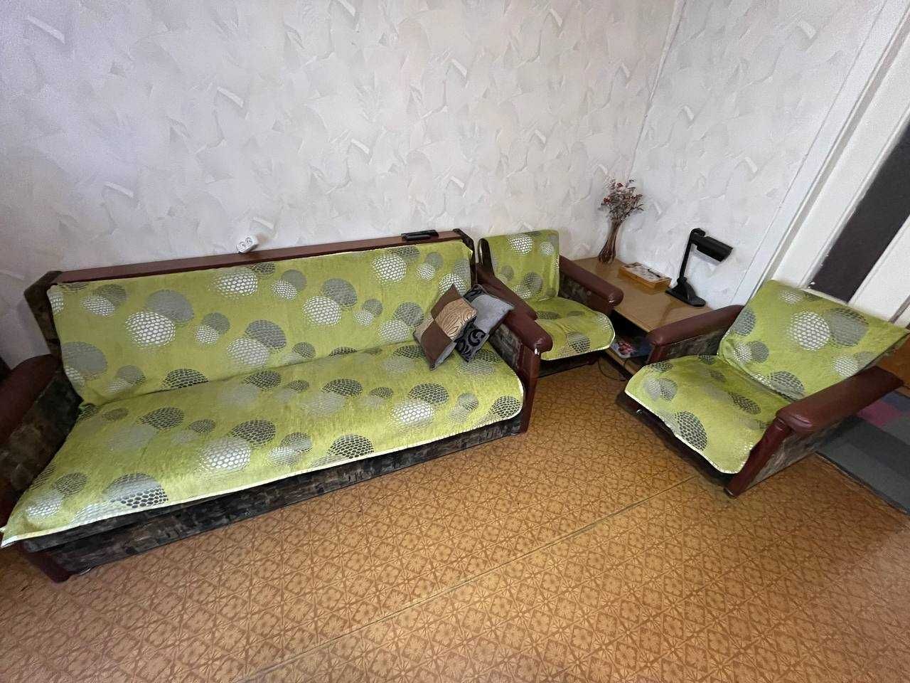Комплект диван, 2 кресла, журнальный столик