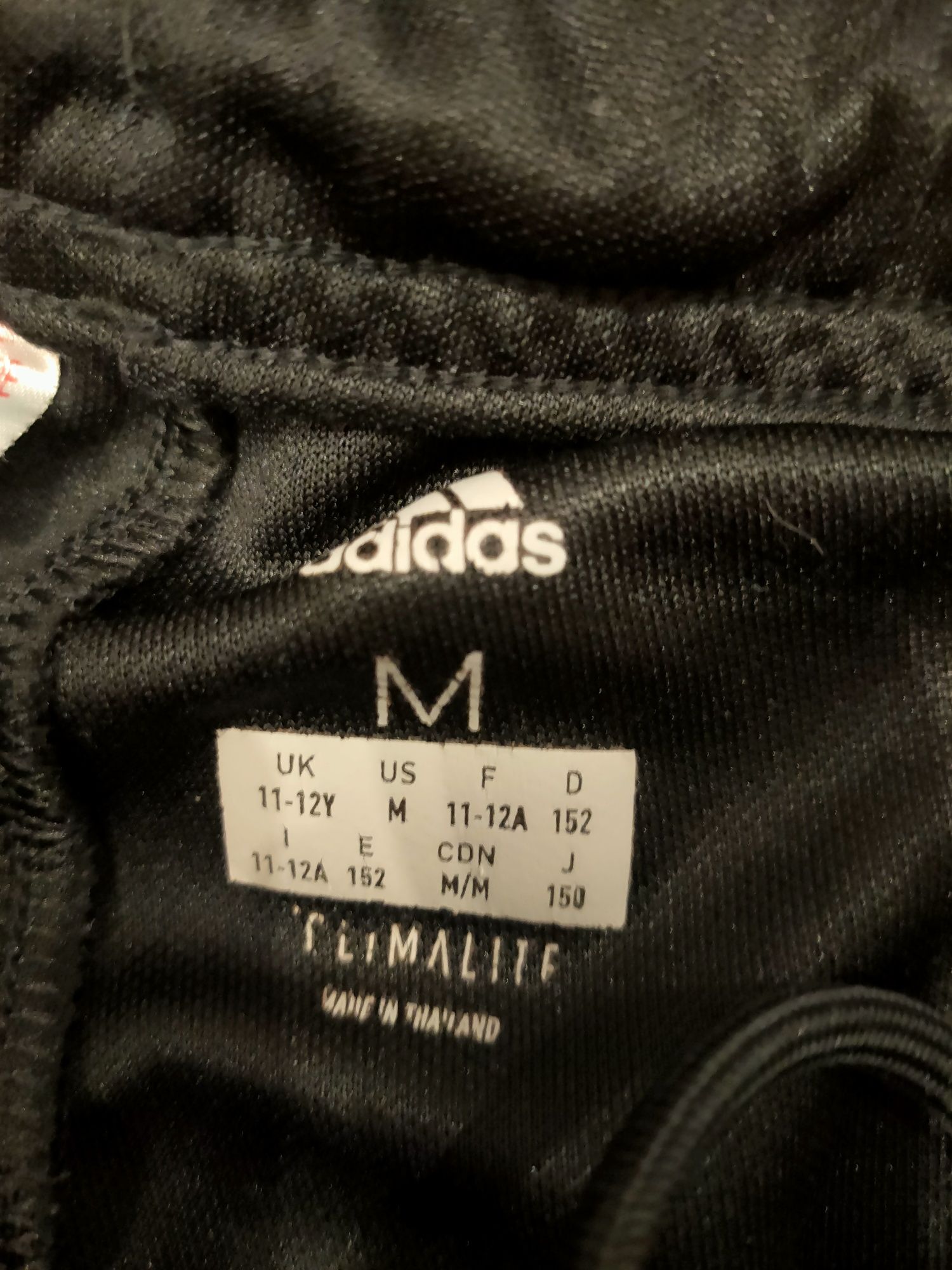 Spodnie firmy Adidas r152