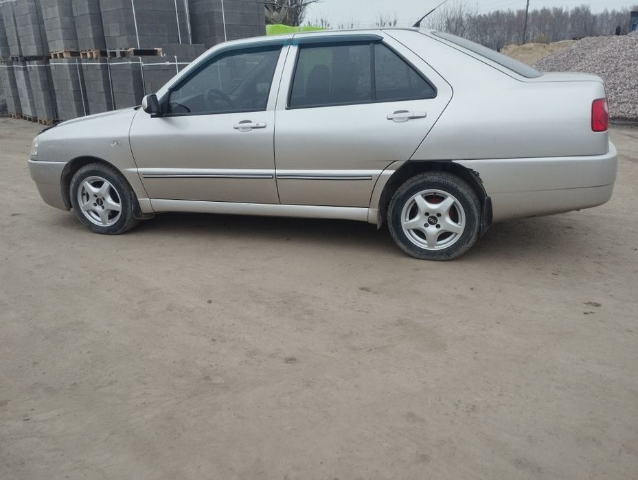 Продам чери амулет (можливий обмін)