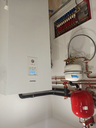 Pompa ciepła Panasonic Aquarea All In One 7 kw montaż 60 msc gwarancji