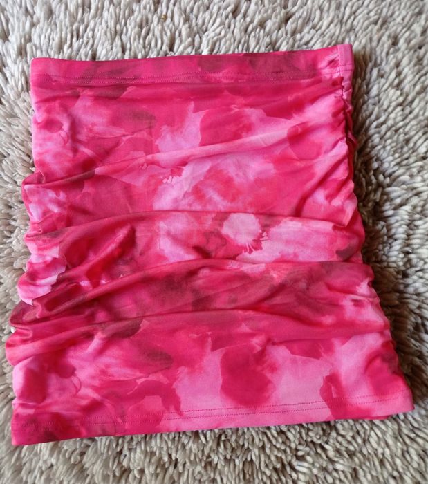 Spódnica w ładnym kolorze