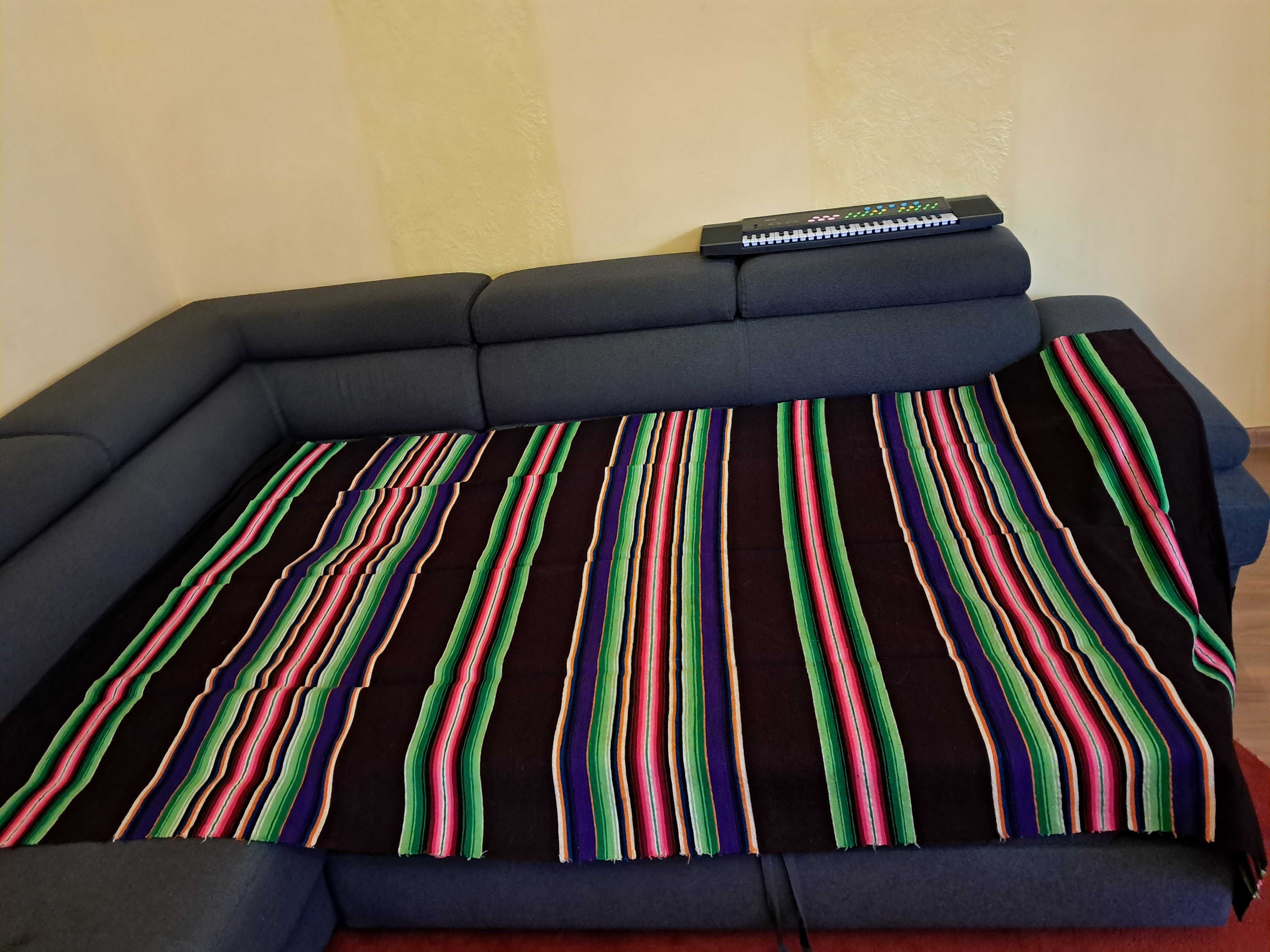 Dywany tkackie z wełny owczej, nieuzywane