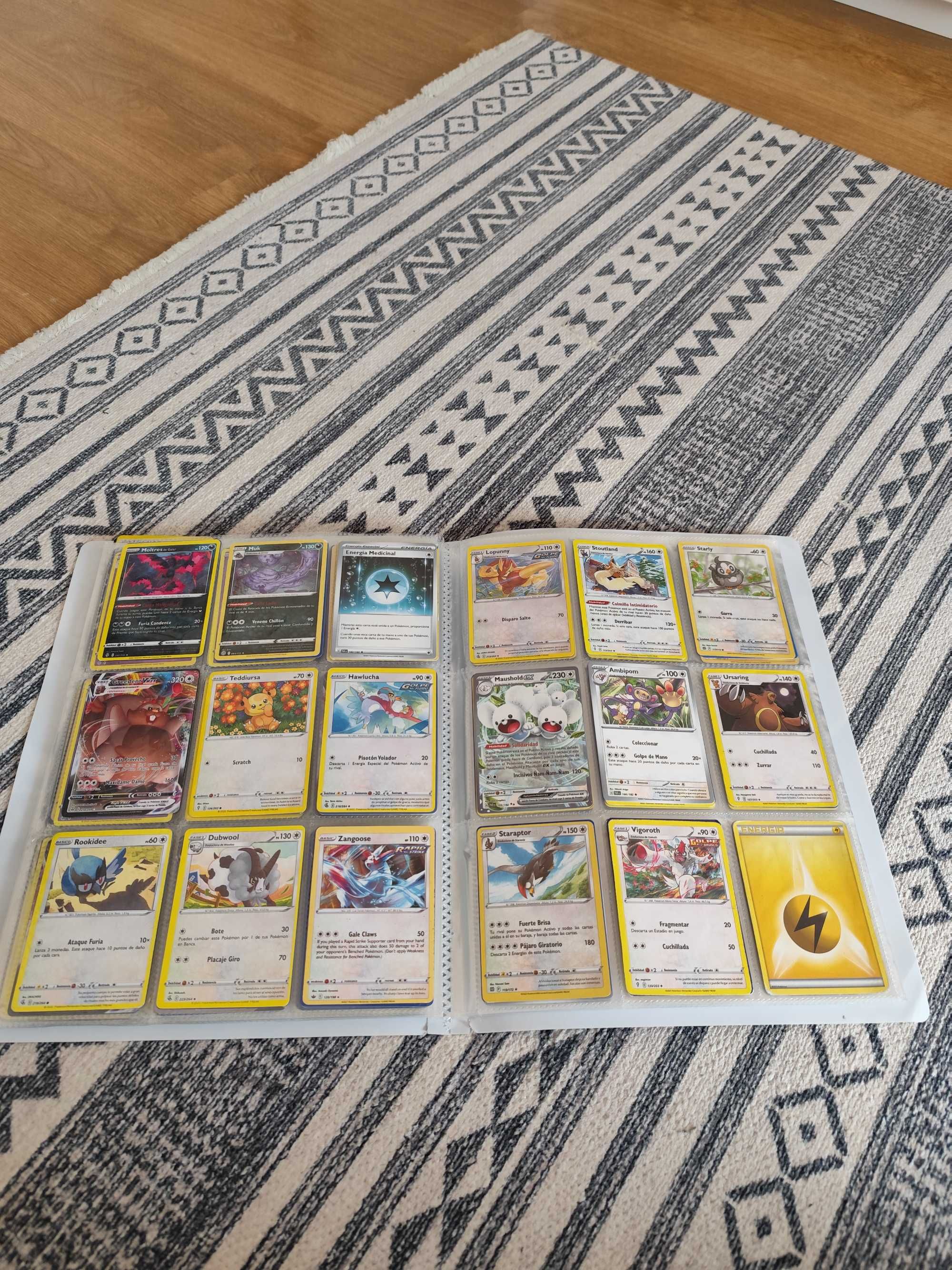 Caderneta Pokémon