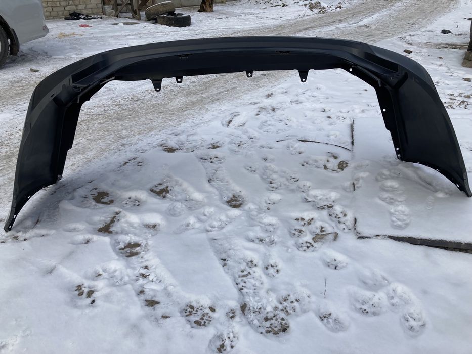 Продам новий бампер toyota corolla 2020-2021