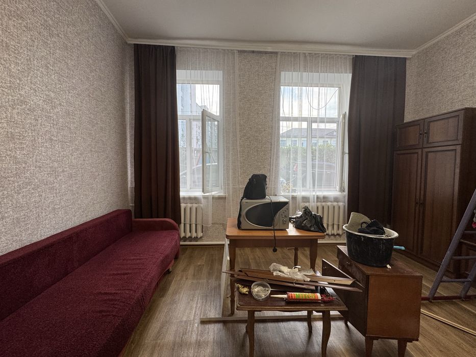 Продаж кімнати в гуртожитку