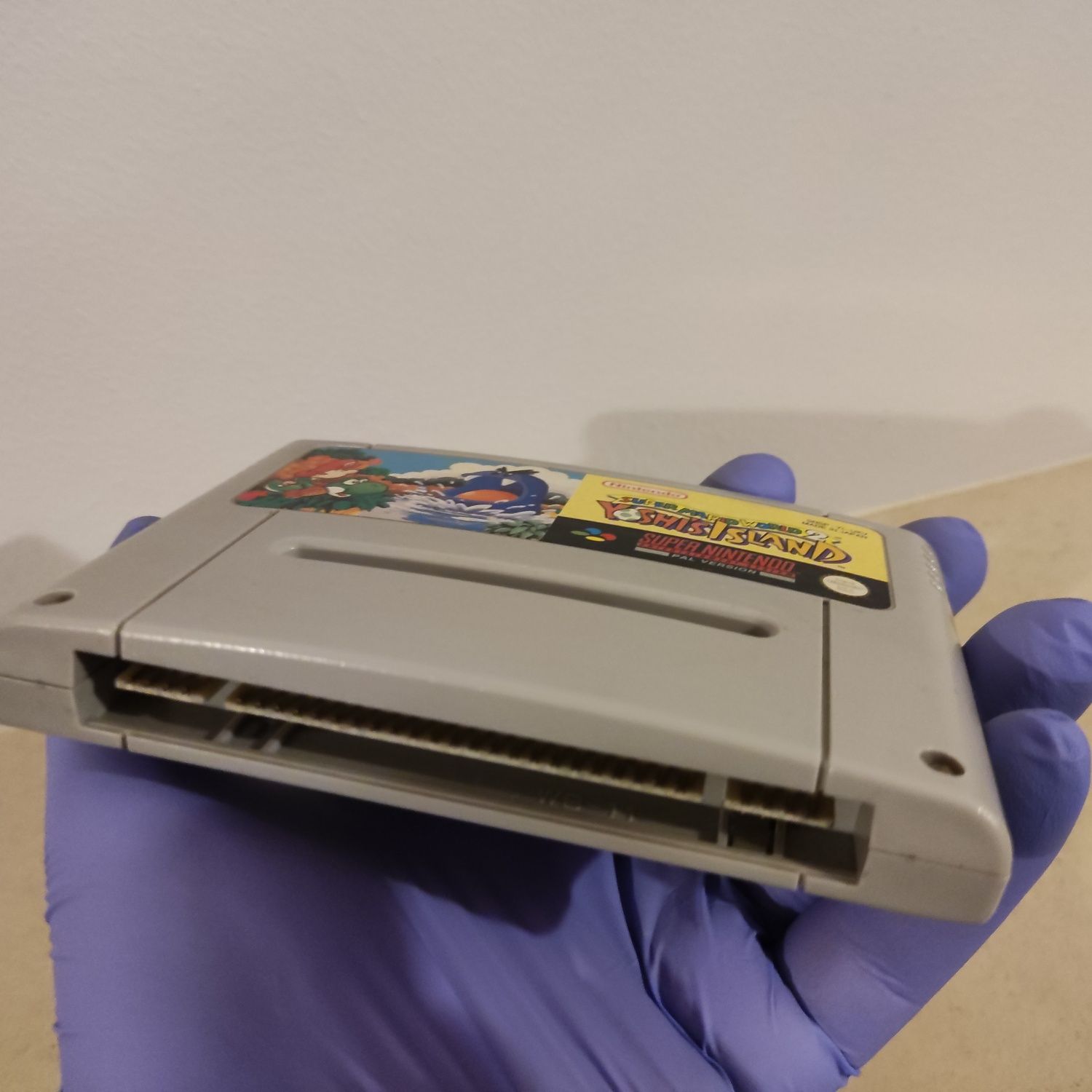 Super Mario World 2: Yoshi's Island - Super Nintendo SNES Cartridge
