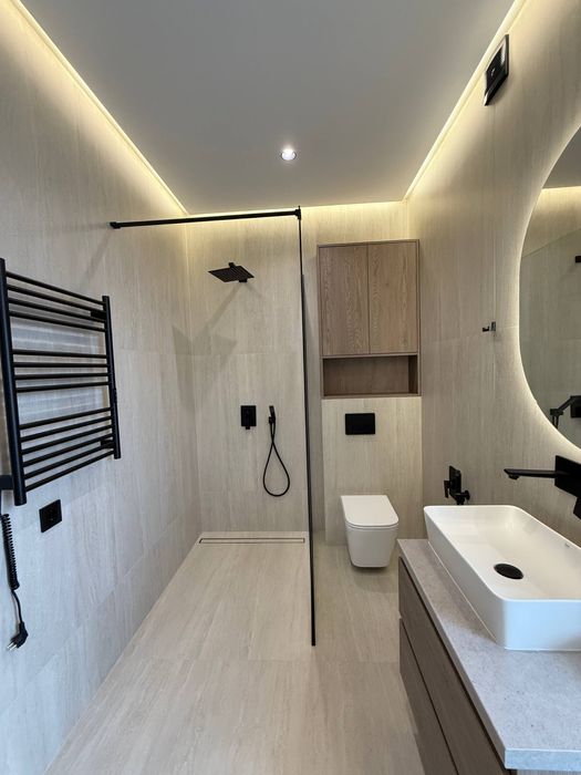 У нас Новинка! Новий, сучасний Таунхаус. Камін. Власне подвіря.