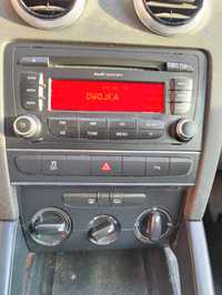 Kosz radio panel klimatyzacji pdc Audi a3 8P lift