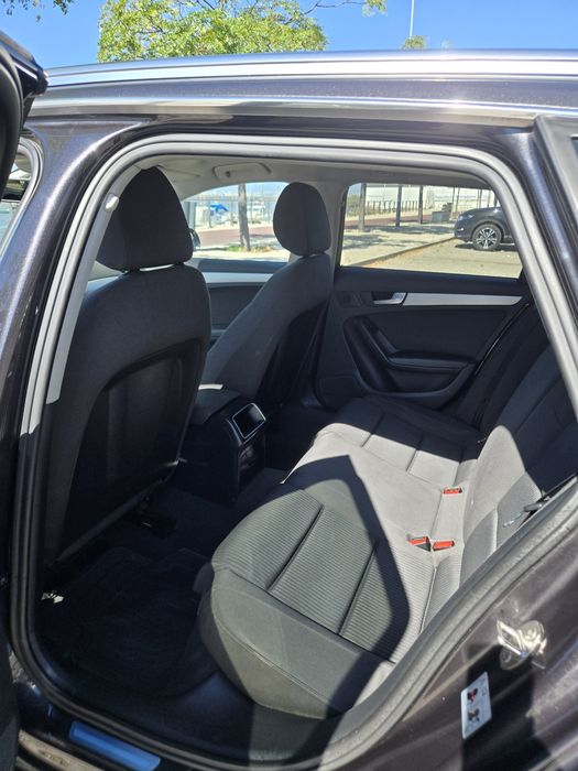 AUDI A4 sedan 2.0