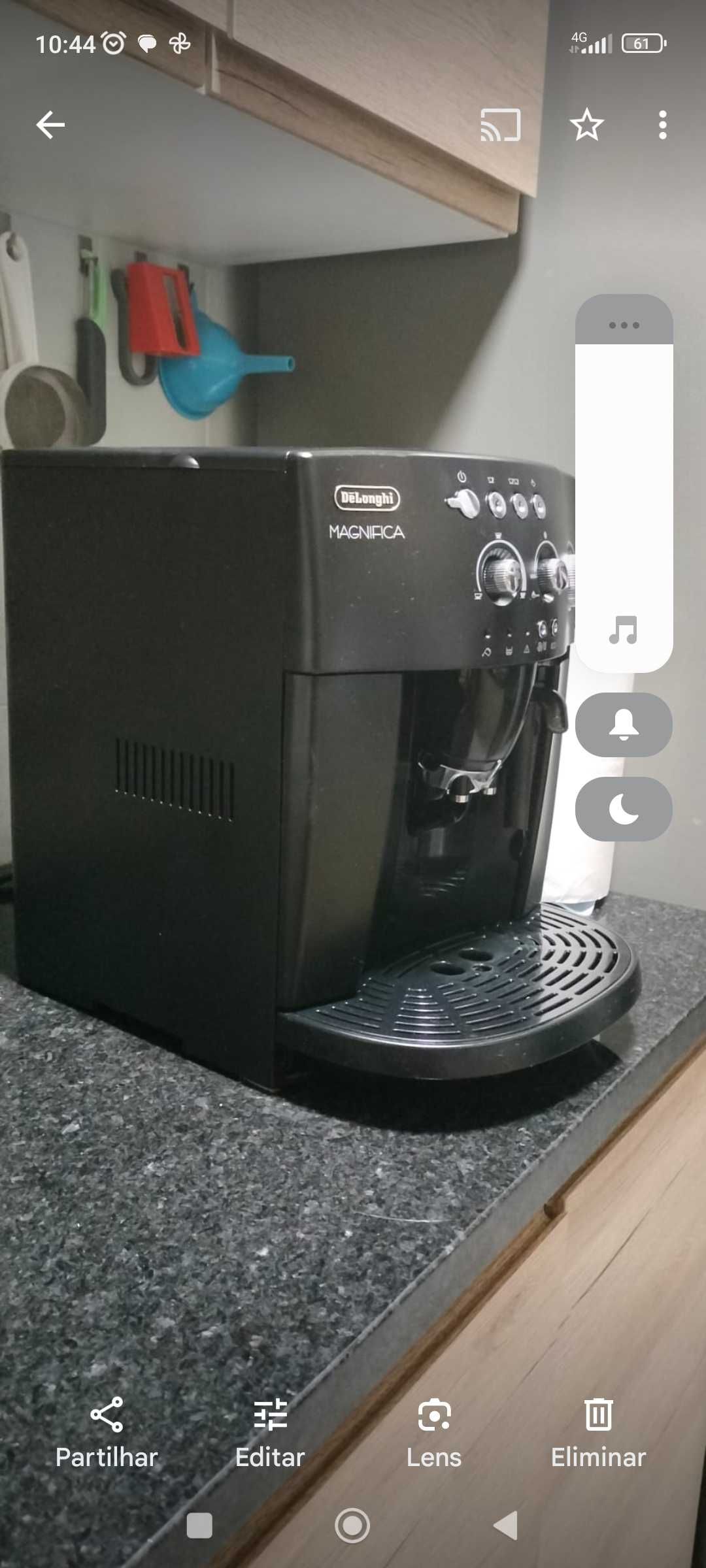 Máquina café delonghi com pouco uso