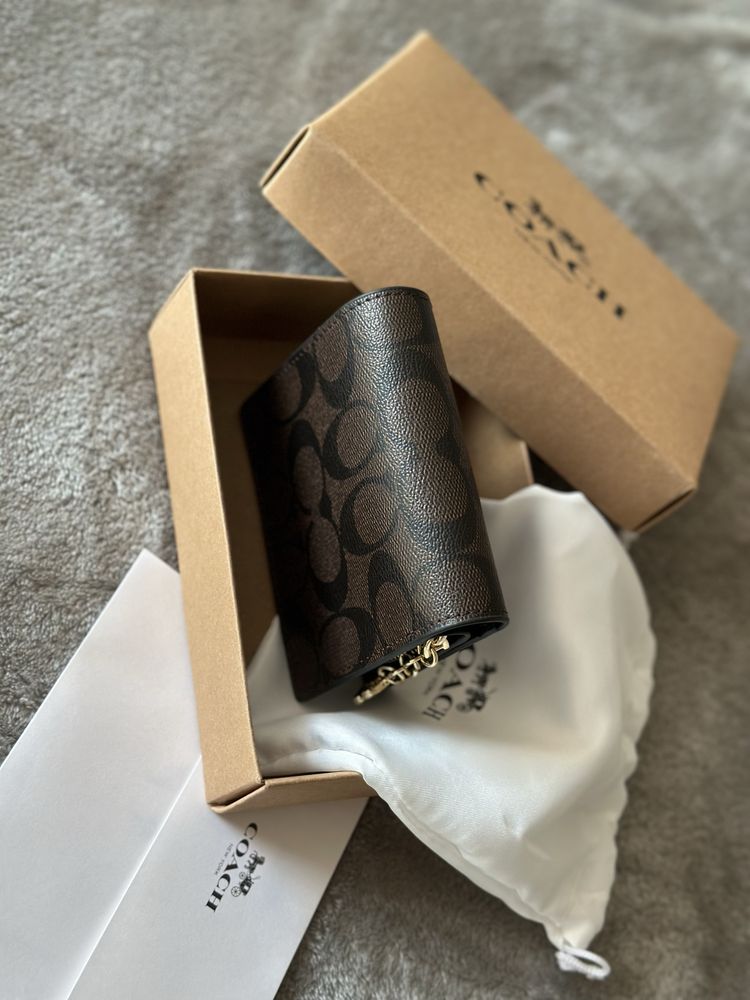 Гаманець Coach snap wallet шкіряний коричневий / кошельок женский коач