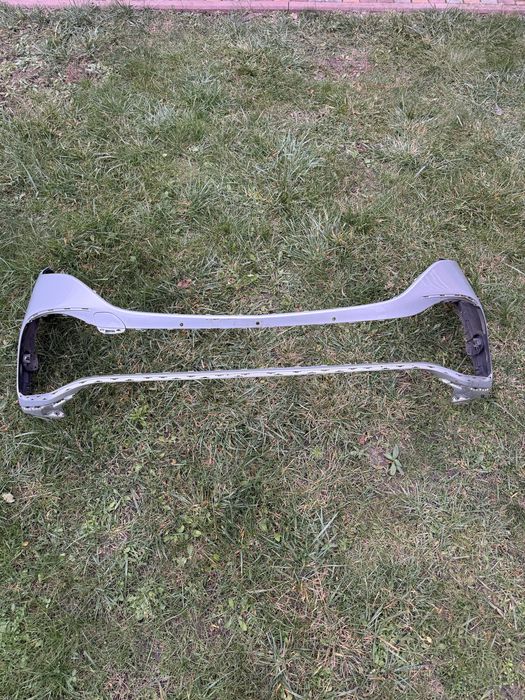 Продам бампер оригинал Mersedes EQA 2021