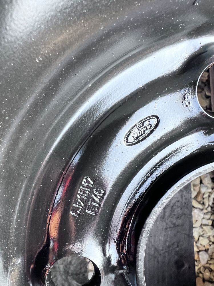 4xfelga stalowa 15" FORD (4x108 ET45) z czujnikami TPMS