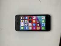 Iphone 5s.     16gb