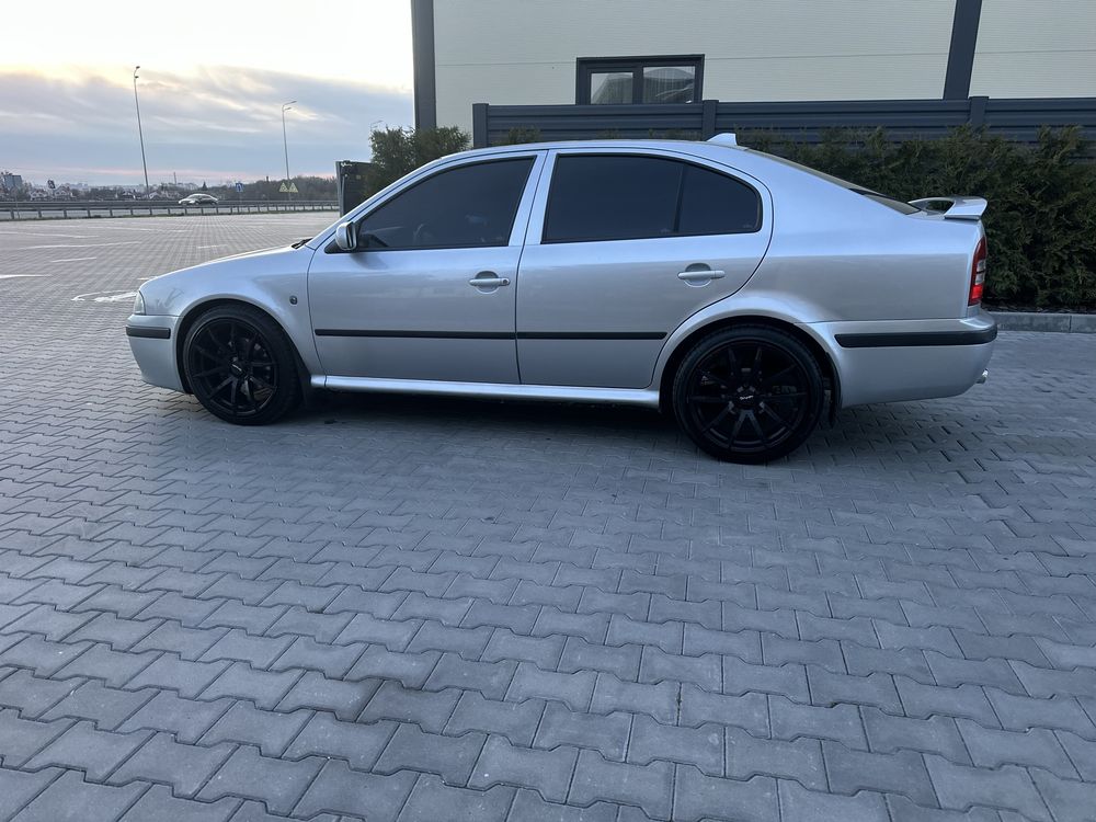 Skoda Octavia Tour WTS