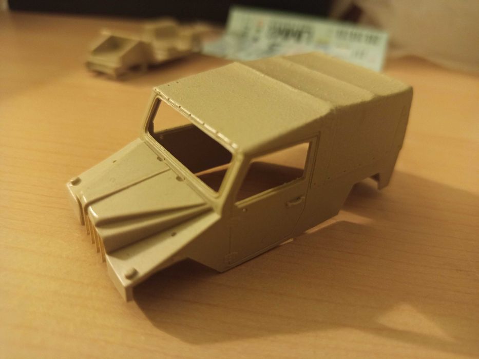 Kit UMM Gaffe 1/43 em resina