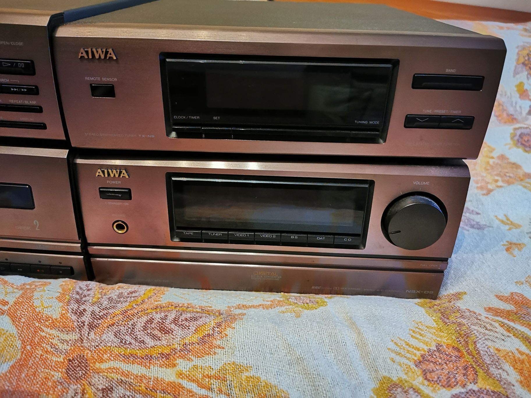 Wieża Aiwa Hi-Fi 4 części (NSX-D9,TX-N9) zestaw audio