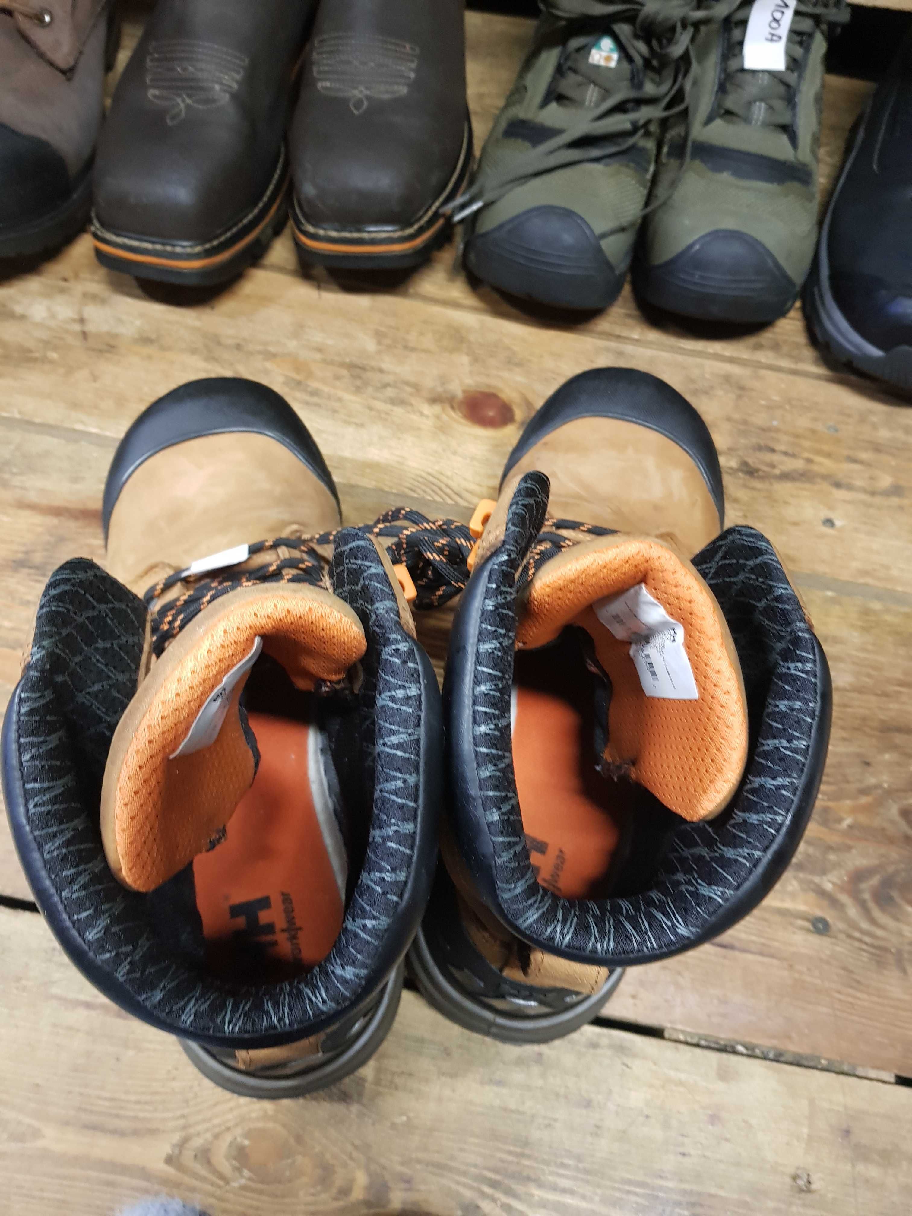 Buty robocze HELLY HANSEN rozm 45 wkł 30 cm S3