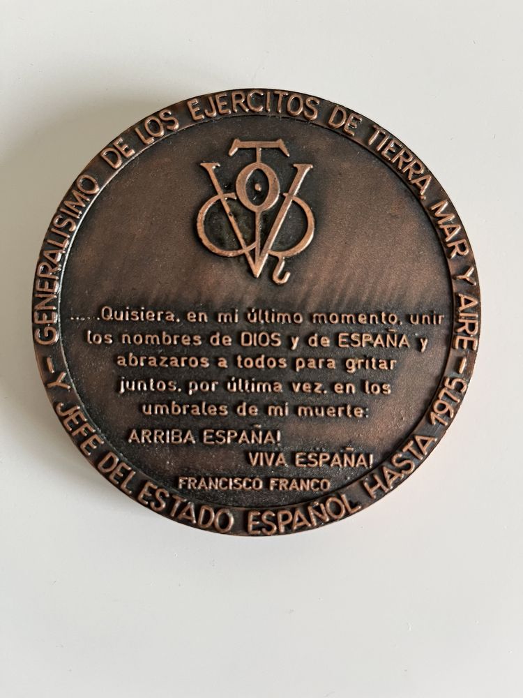 Medalha Generalismo Franco