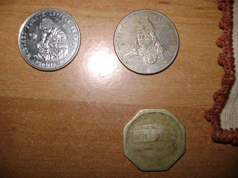 Emblematy, stare monety PRL