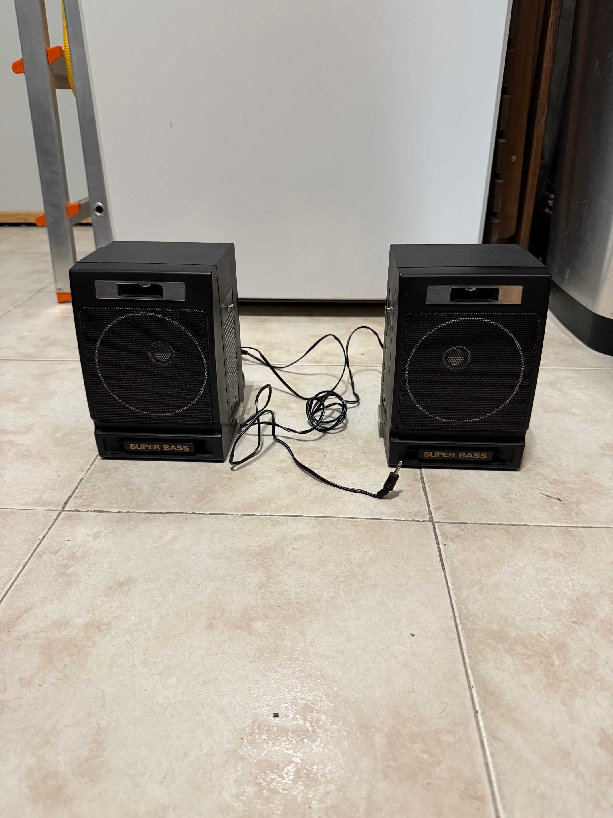 Conjunto de colunas de som