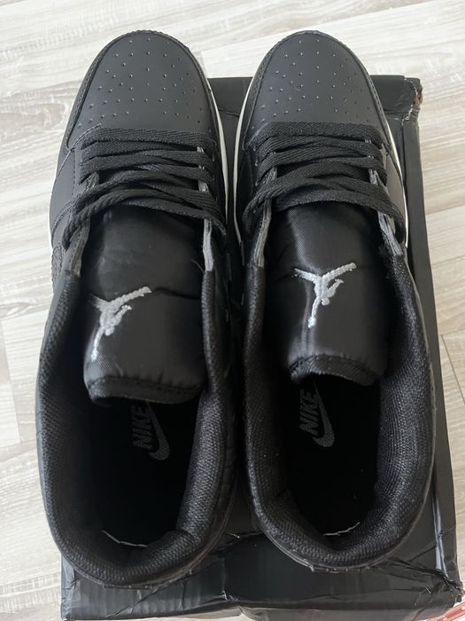 Nike Air Jordan 1 Low Black