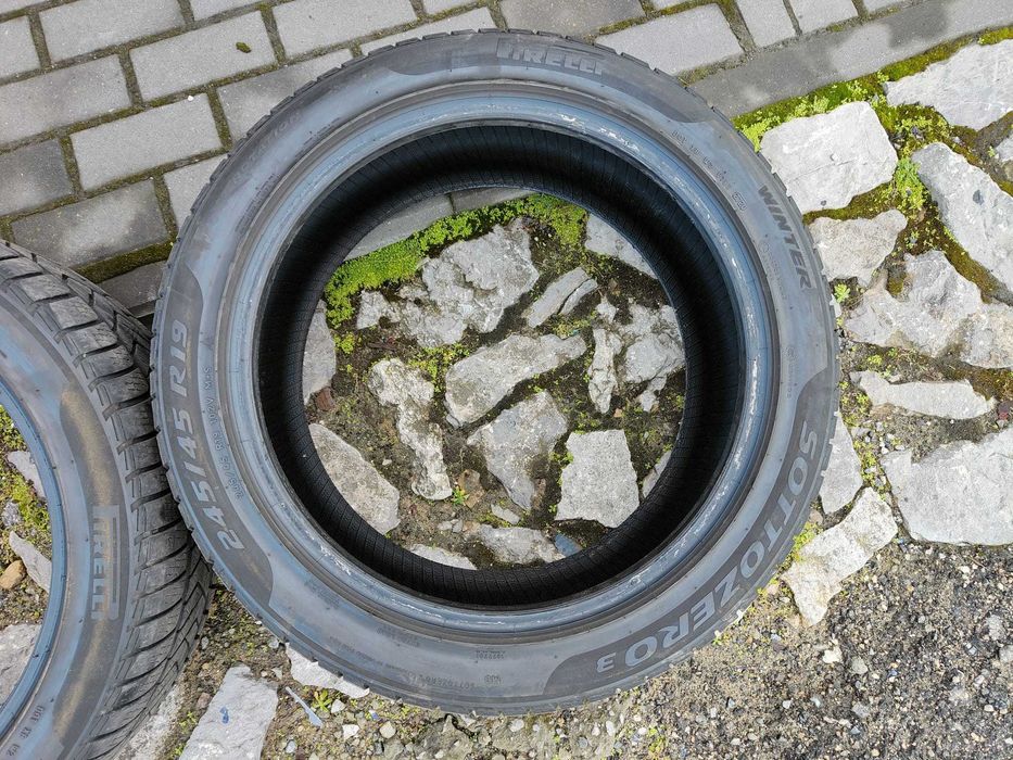 4x Opony zimowe PIRELLI SOTTOZERO 3 245/45 R19 2020r