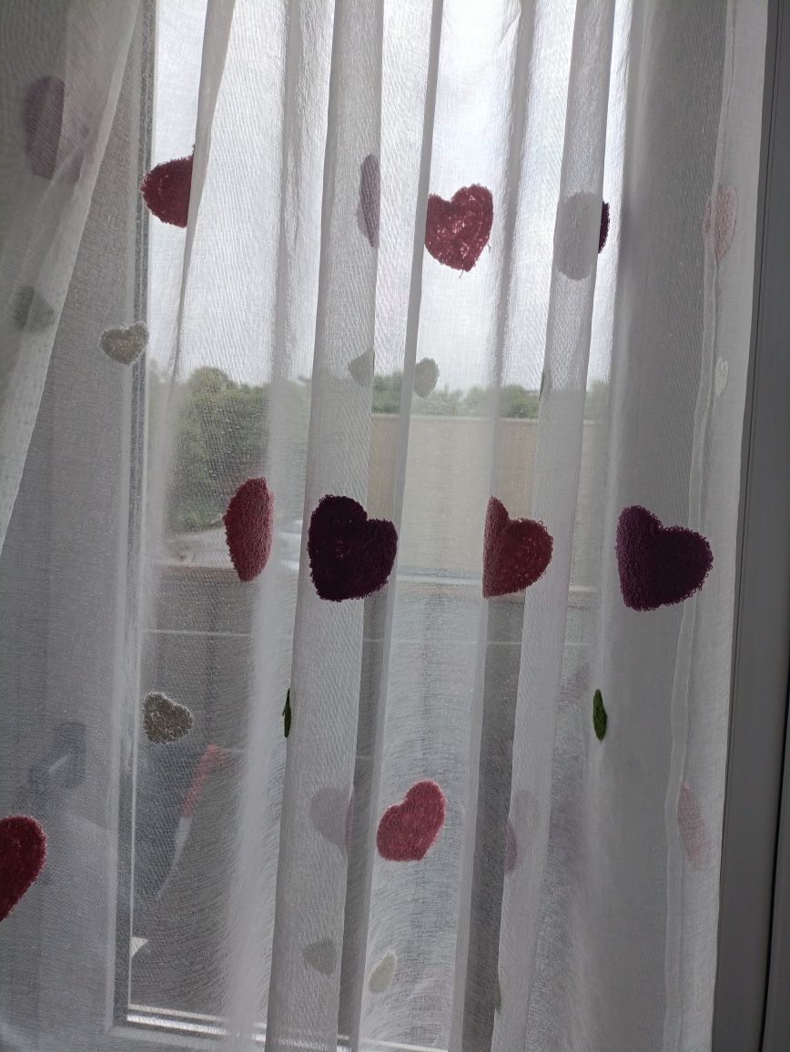 Нова тюль на кільцях з плюшевим візерунком