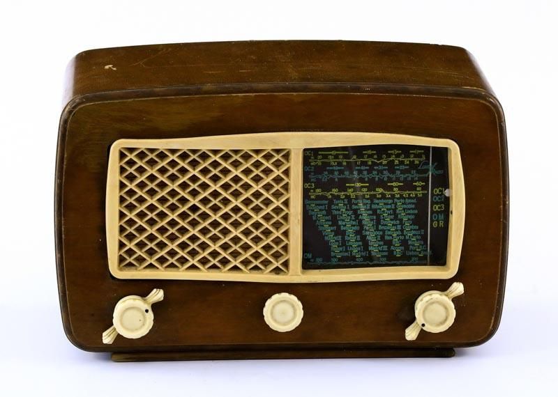 Radio a vávulas Luxor