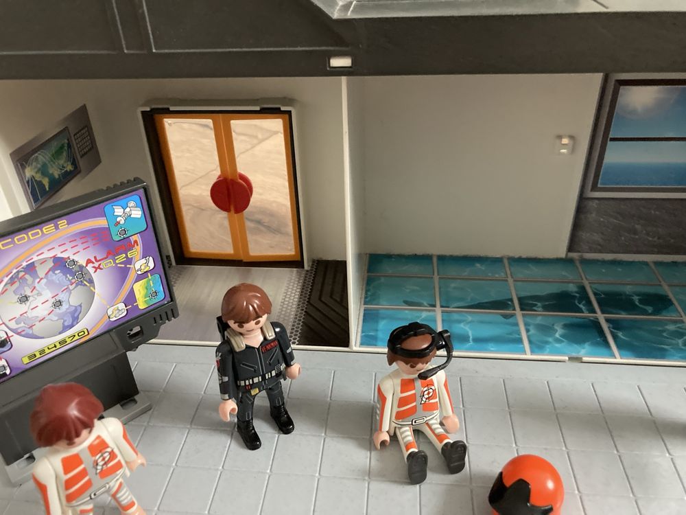 Stacja kosmiczna playmobil (walizka)