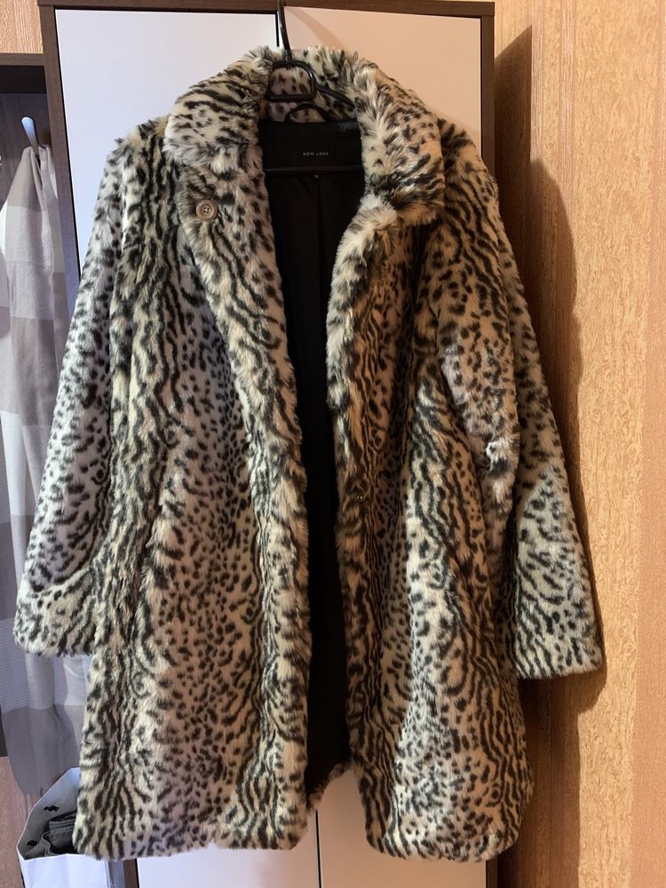 Шуба пальто з хутра леопард