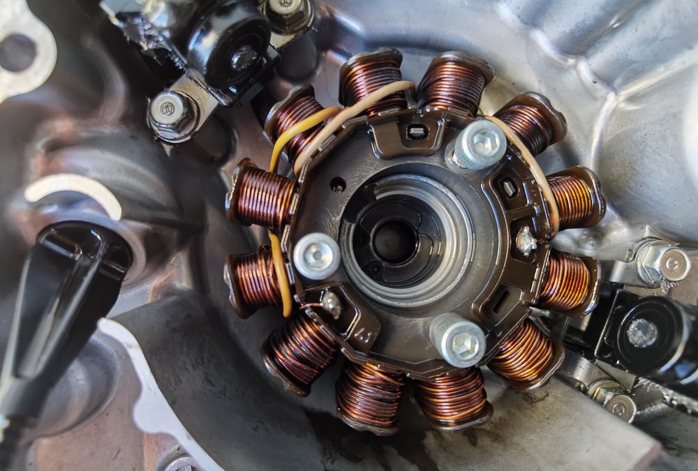 Stator stojan zapłon alternator pokrywa honda crf 450 11r wtrysk