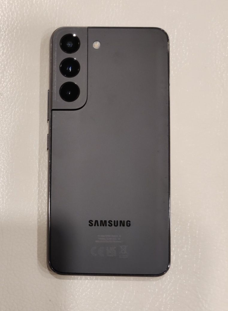 Samsung Galaxy S22 - 128Gb