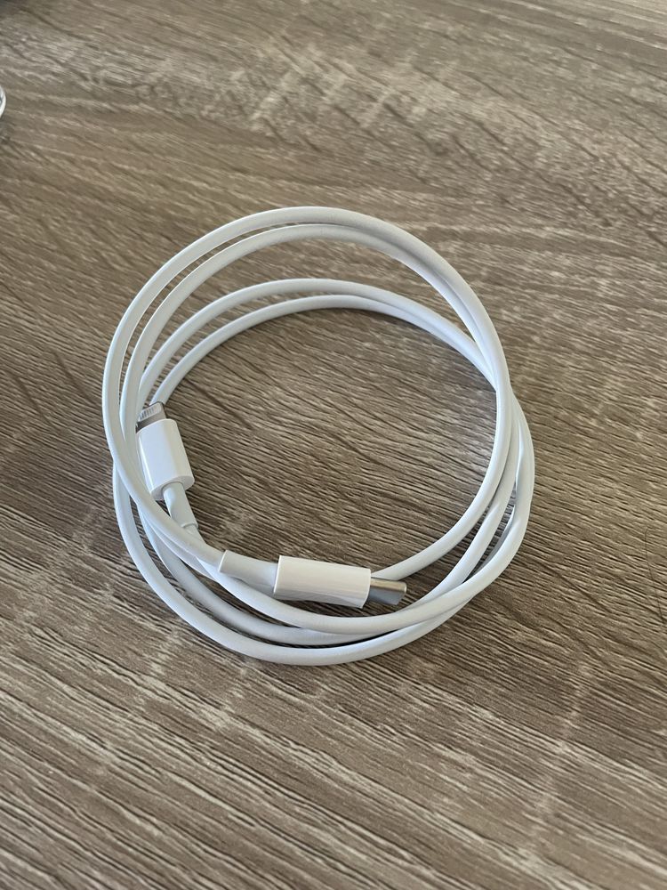 Apple lightning usb c