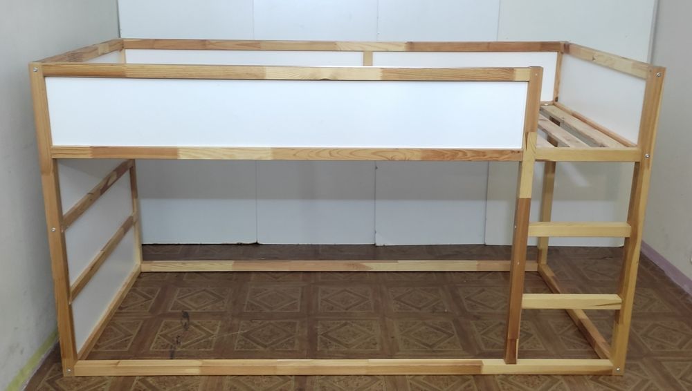 Łóżko KURA IKEA 90x200 cm.Z Materacem IKEA MALFORS(Średnio-Twardy).