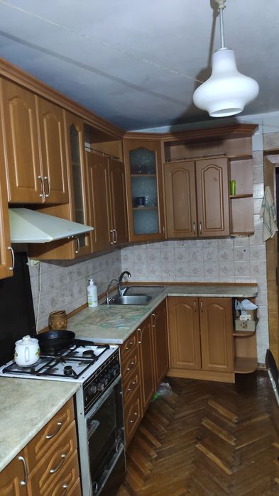 Здається в оренду 3-кімнатна квартира