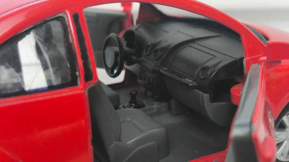 Модель, машинка Volkswagen New Beetle 1.24 Kinsmart KT7003