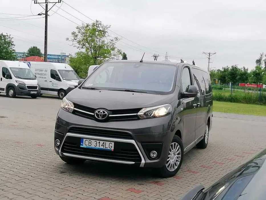 Rent a car Wynajem busów 9-cioosobowych Toyota Proace skrzynia automat