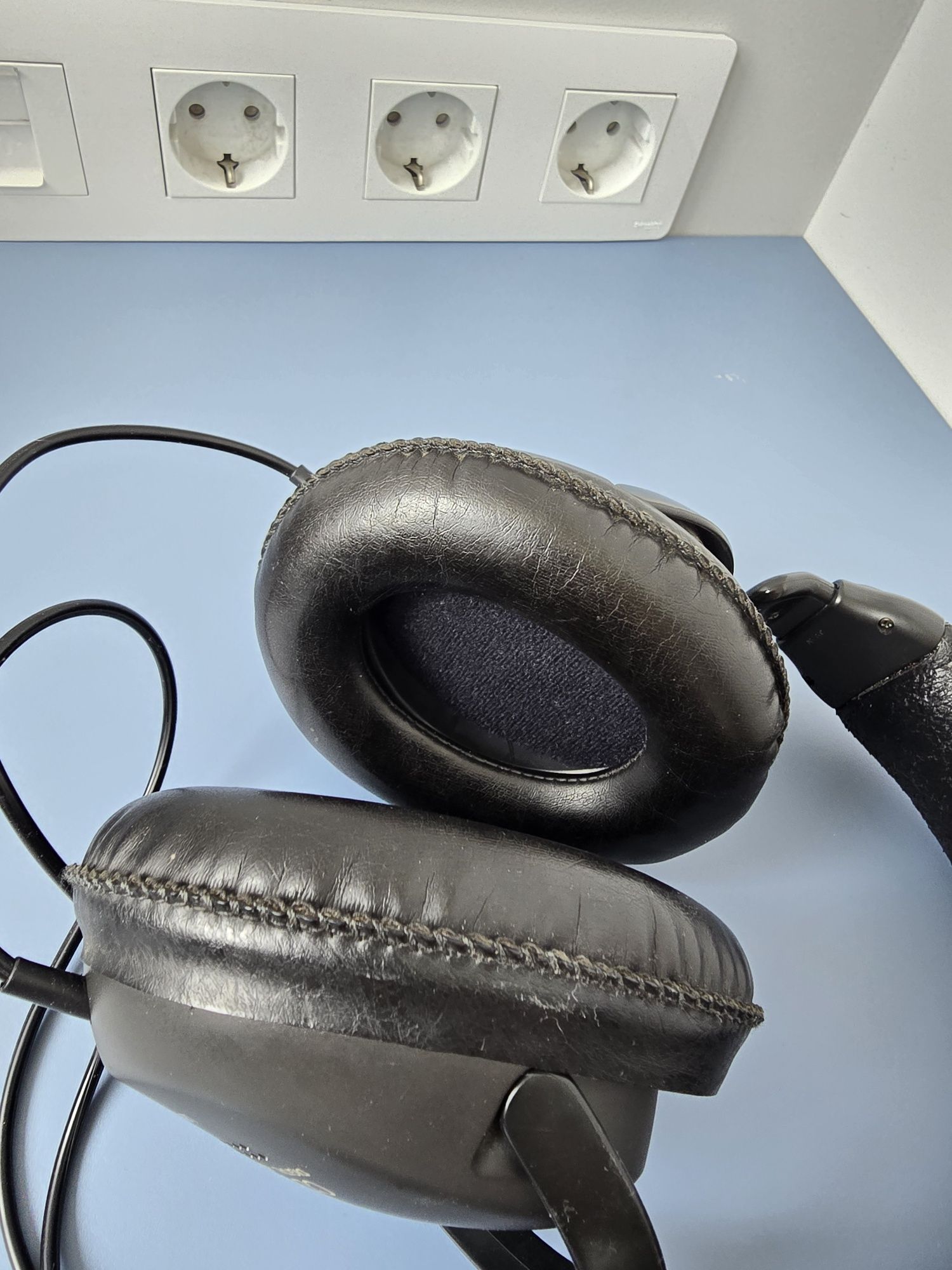 Навушники Sony MDR CD550 чорні