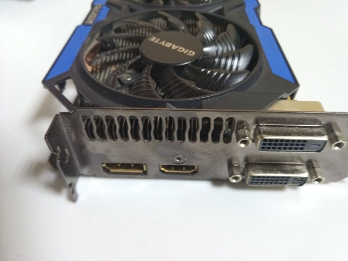 Gigabyte GTX960 4GB