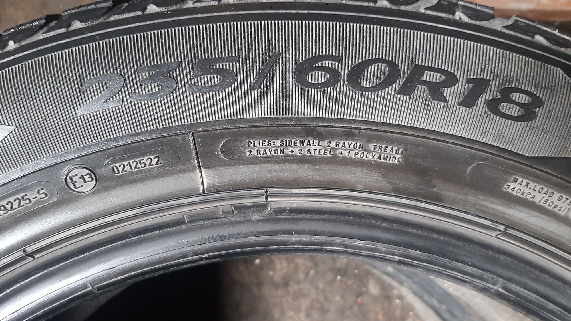 Шина GOODYEAR 235/60R18  2шт