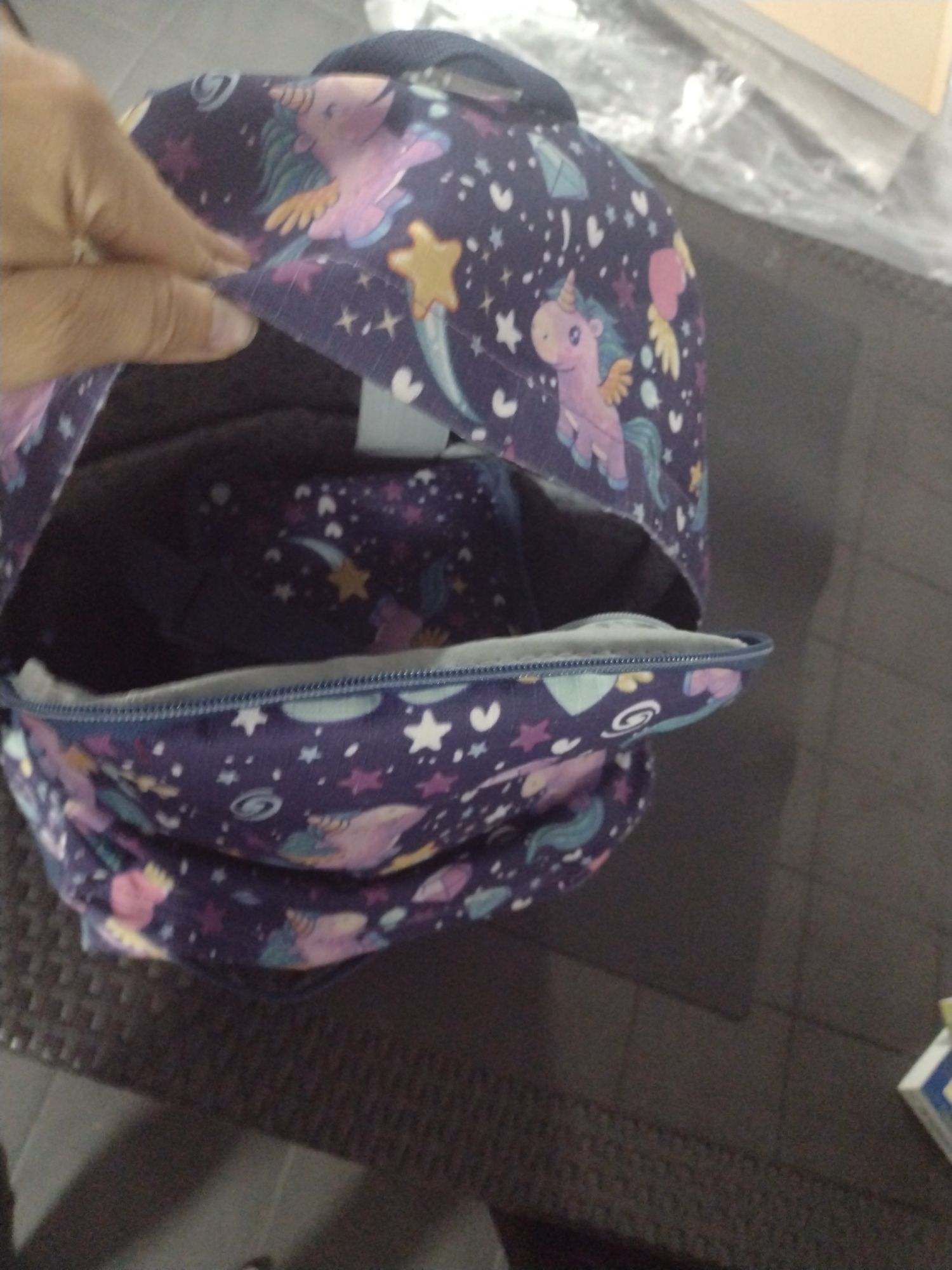 Mochila com lancheira de unicórnio