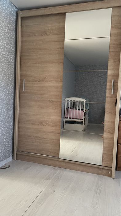 Шафа купе з юску в дуже хорошому стані