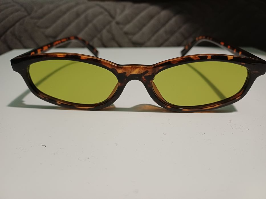 Сонцезахисні окуляри