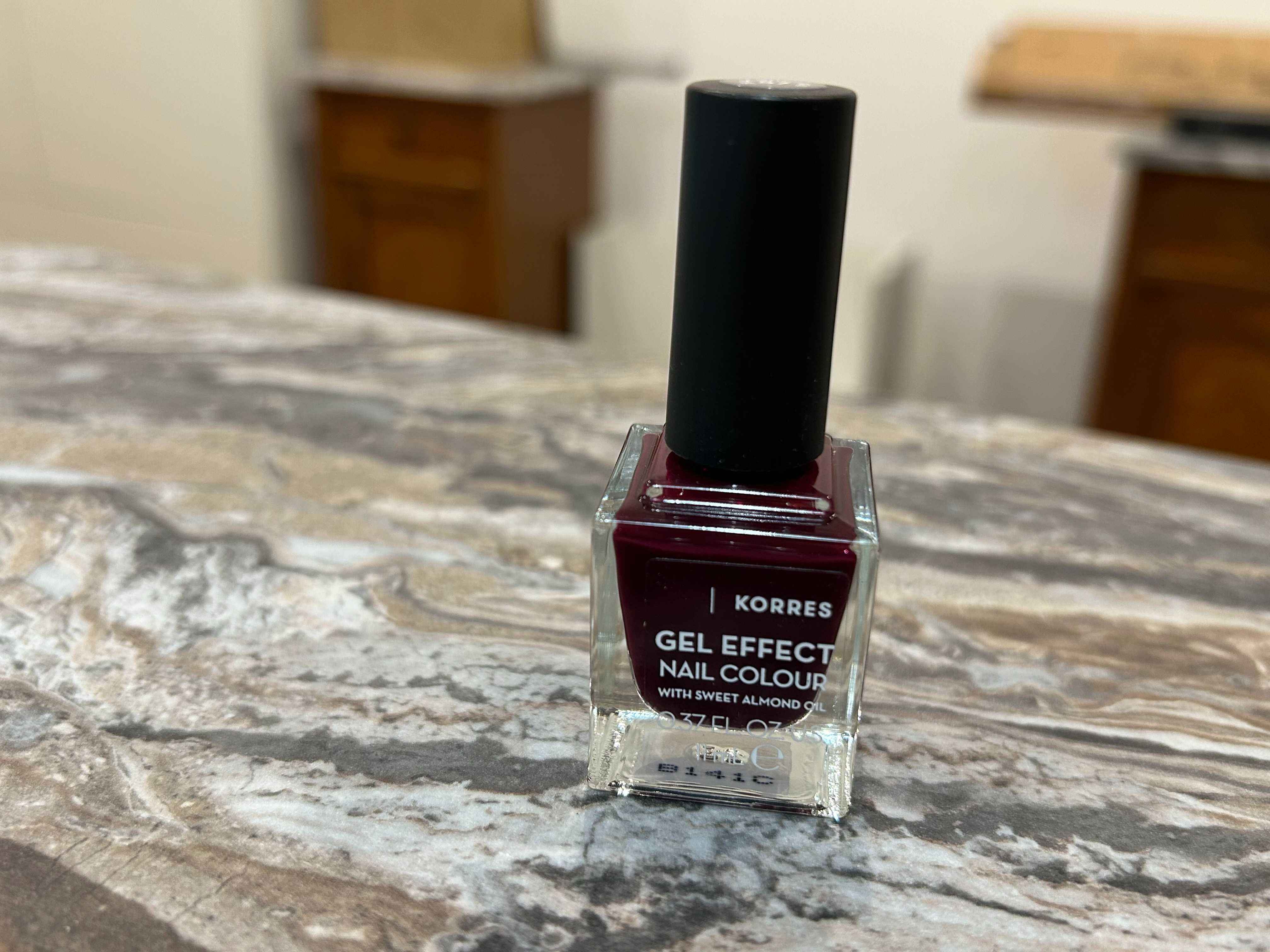 KORRES Lakier do paznokci GEL-EFFEKT burgundy red 57