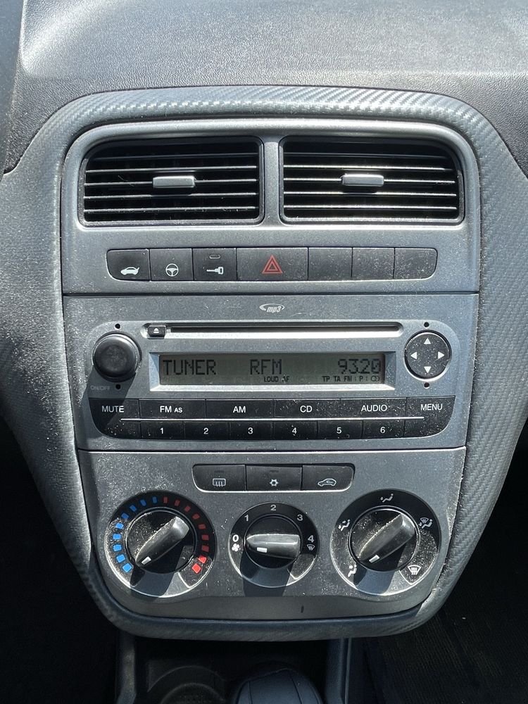 Fiat punto 1.2i 75cv 101.000km 2009