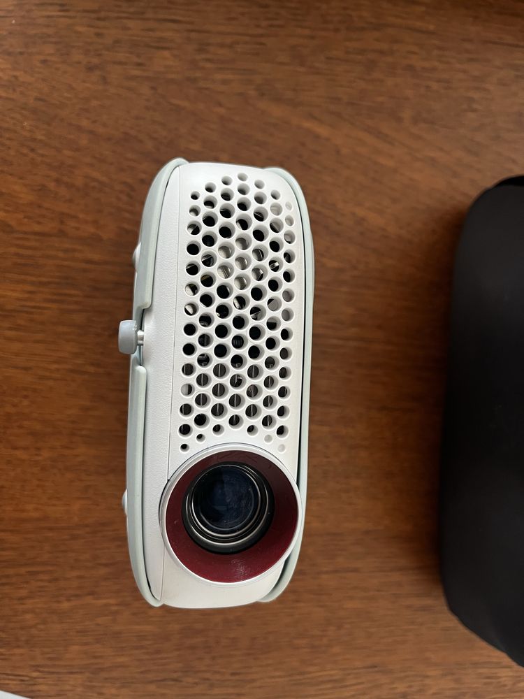 PW600G (MiniBeam) -  LED Projector Portátil