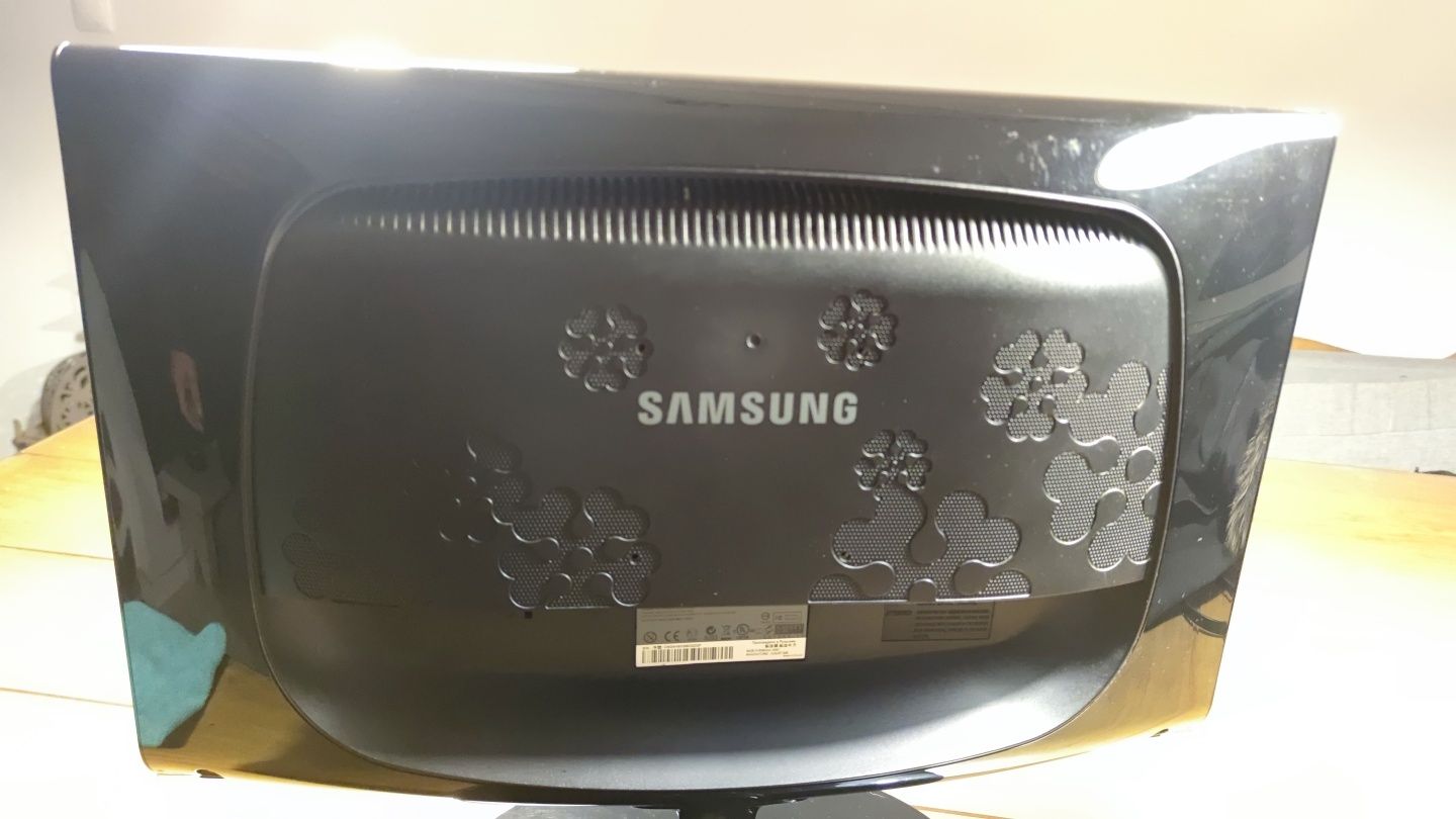 Monitor Samsung 2433lw